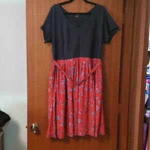 2fer printed skirt v neck dress with belt plus